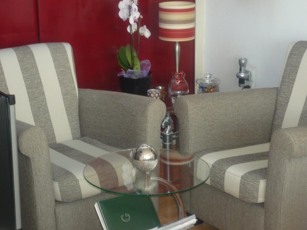 Tonnie'S Bed And Breakfast แคร์คาเดอ ภายนอก รูปภาพ